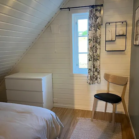 Koselig Ved Sjokanten Casa vacanze Karmoy